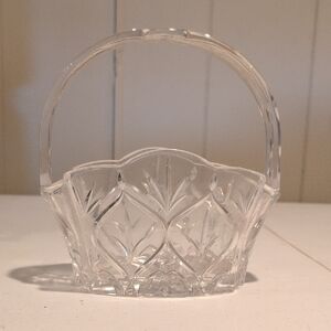 Elegant Clear Glass Basket